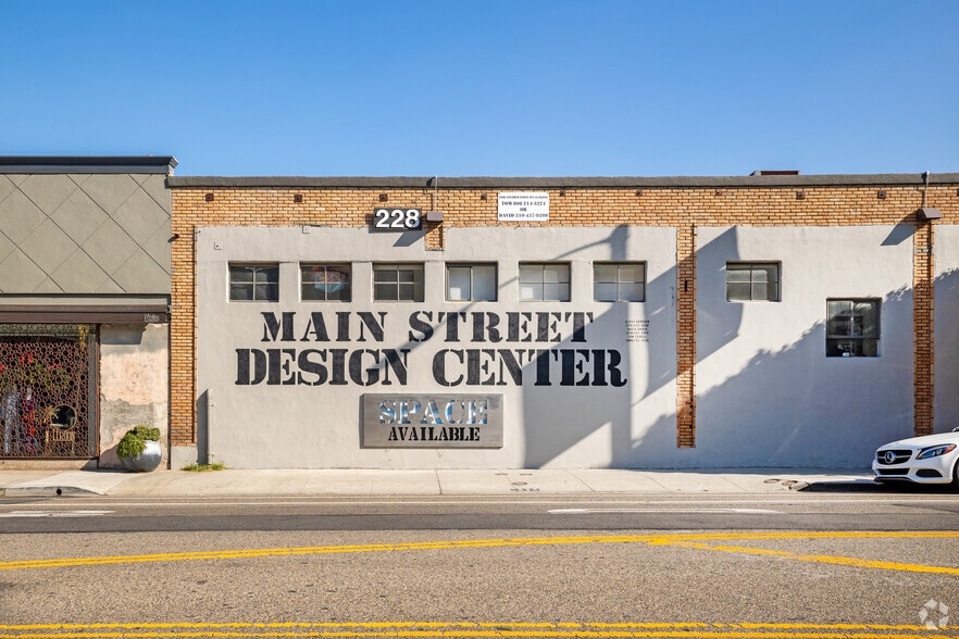 228 Main St, Venice, CA à louer - Photo du bâtiment - Image 2 de 10