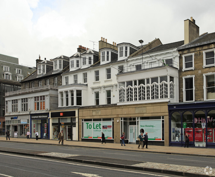 131-132 Princes St, Edinburgh à louer - Photo principale - Image 1 de 2