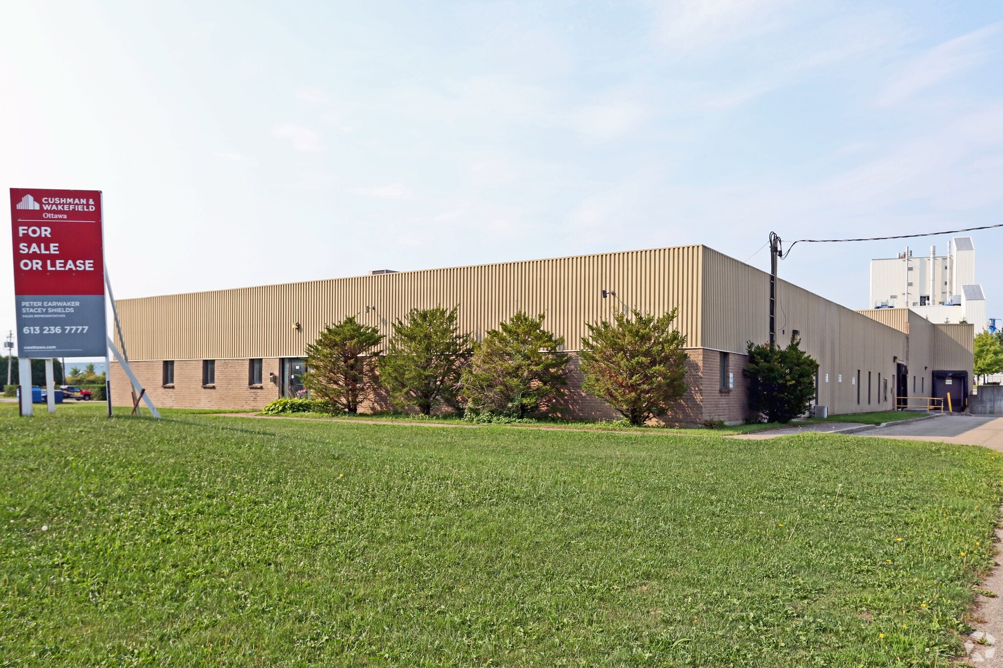 1600 California Ave, Brockville, ON for sale Primary Photo- Image 1 of 1