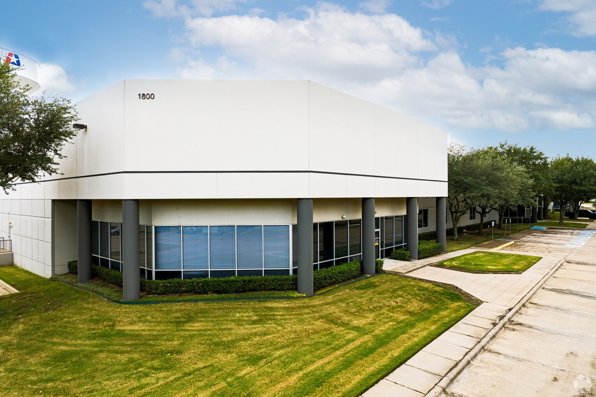 1800 10th St, Plano, TX for lease Building Photo- Image 1 of 7