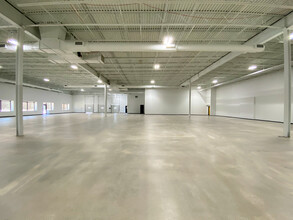 6675 Parkland Blvd, Solon, OH for lease Interior Photo- Image 2 of 4