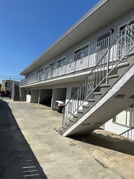 9711 Laurel St, Bellflower, CA for sale - Building Photo - Image 3 of 3