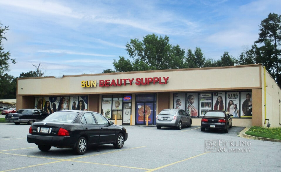 3627 Mercer University Dr, Macon-Bibb, GA for lease - Building Photo - Image 1 of 9