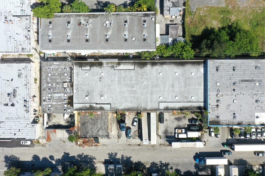 960-990 NW 10th Ave, Fort Lauderdale, FL for lease - Aerial - Image 2 of 5