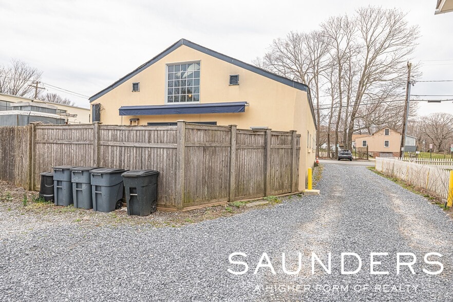 19 Corwith Ave, Bridgehampton, NY for sale - Building Photo - Image 2 of 18