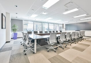 517 10th Ave SW, Calgary, AB à louer Photo intérieure- Image 2 de 7