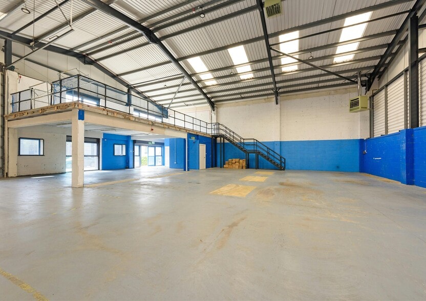 Pedmore Rd, Brierley Hill for lease - Building Photo - Image 3 of 5