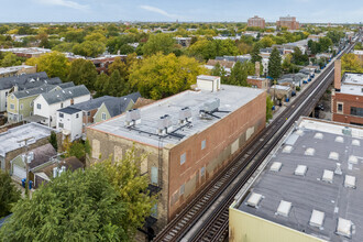 1821 W Berteau Ave, Chicago, IL - Aérien  Vue de la carte - Image1