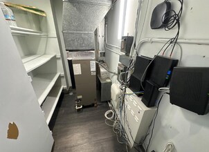 711A-711D Seagirt Ave, Far Rockaway, NY à louer Photo intérieure- Image 1 de 5