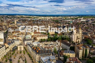 Dijon - AÉRIEN  Vue de la carte