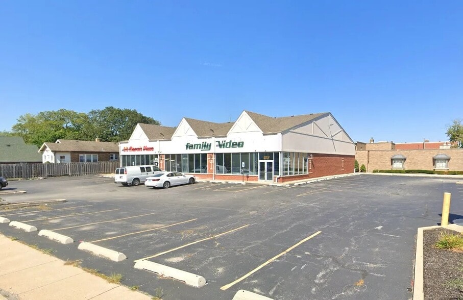 2000-2010 W 183rd St, Homewood, IL for lease - Building Photo - Image 3 of 4