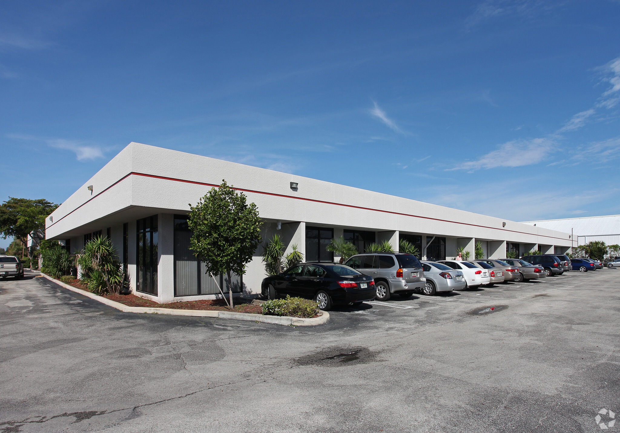 1750 N Florida Mango Rd, West Palm Beach, FL à louer Photo du bâtiment- Image 1 de 3