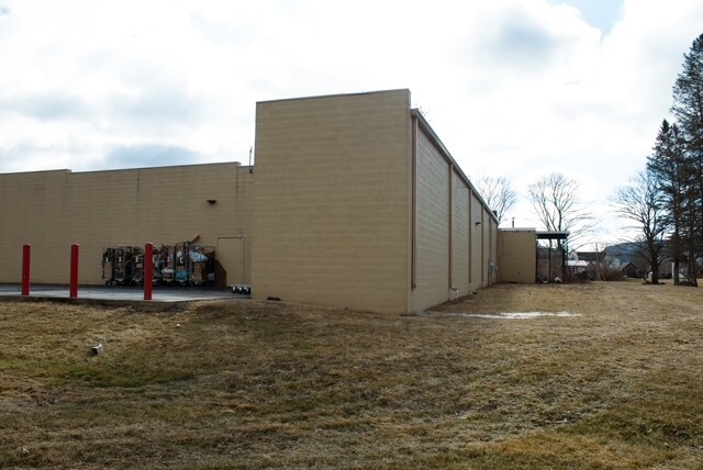 More details for 64 Main St, Lawrenceville, PA - Retail for Lease