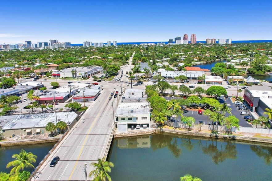2208 NE 26th St, Fort Lauderdale, FL for sale - Building Photo - Image 3 of 11