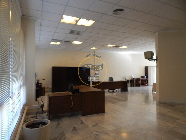 Industriel dans Ontinyent à louer - Photo du bâtiment - Image 2 de 28