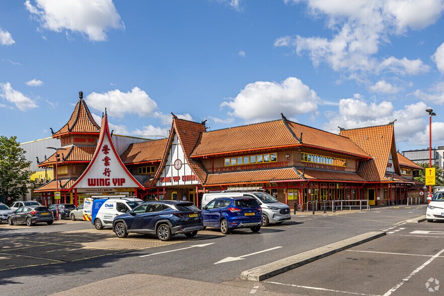 544 Purley Way, Croydon à louer - Photo du bâtiment - Image 2 de 3