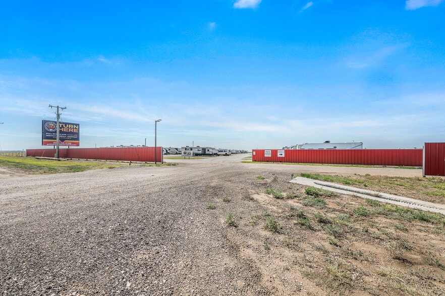 994 US 287 S hwy, Claude, TX for sale - Building Photo - Image 2 of 42
