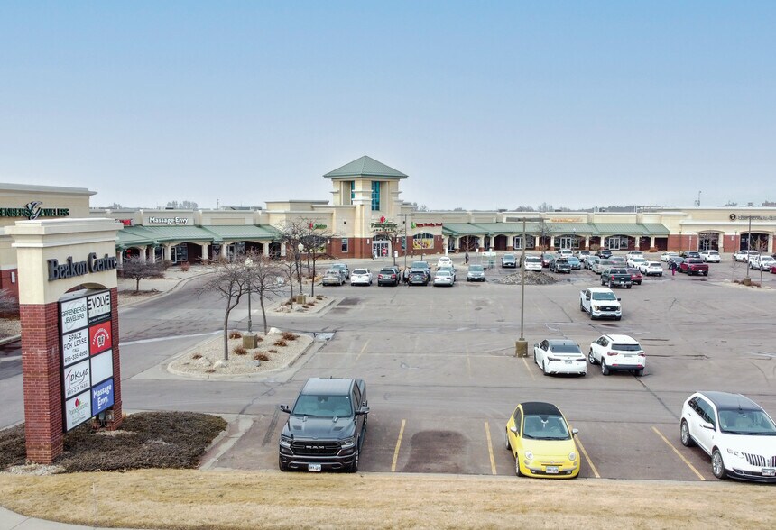 4801-4831 S Louise Ave, Sioux Falls, SD for lease - Building Photo - Image 2 of 4