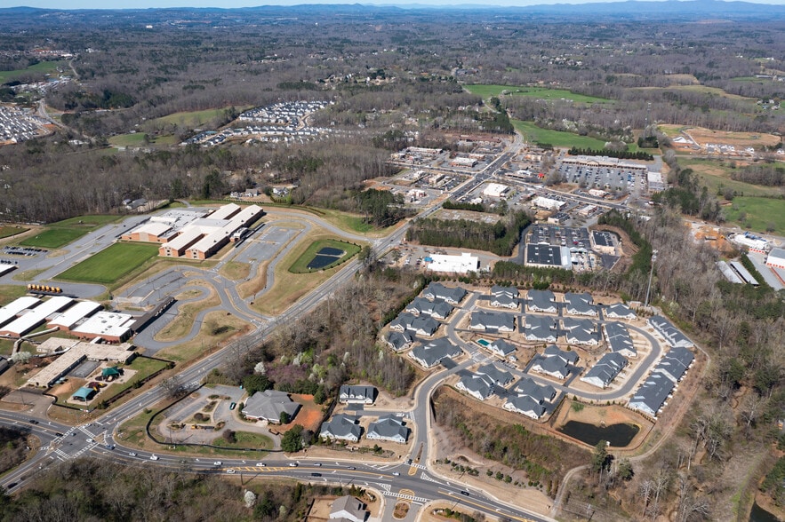 2780 E Cherokee Dr, Canton, GA à vendre - Aérien - Image 3 de 5