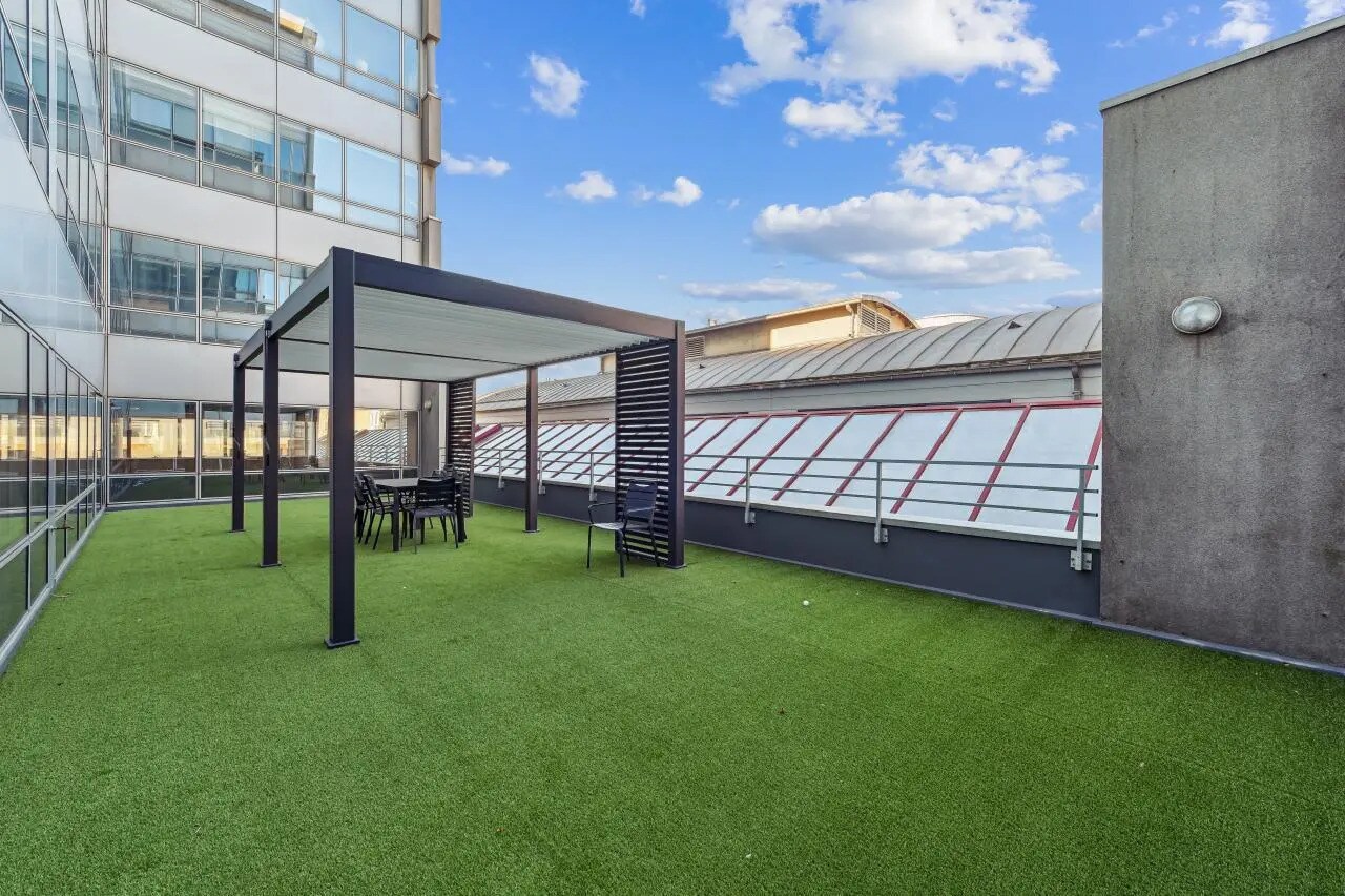 31-39 Rue Du Gouverneur Général Eboué, Issy-les-Moulineaux for lease Building Photo- Image 1 of 15