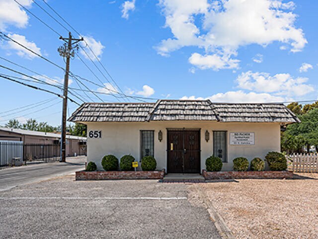 651 Clark Ave, Las Vegas, NV à vendre - Photo du bâtiment - Image 3 de 5