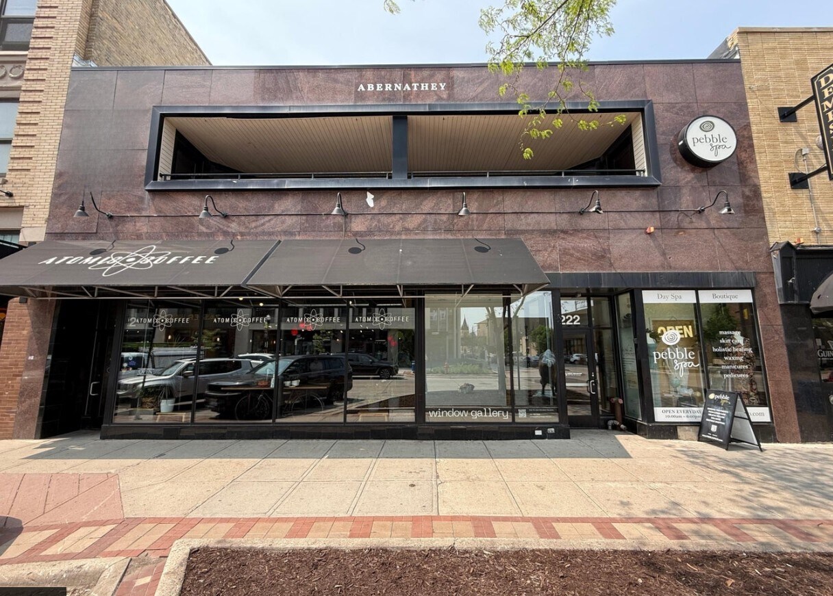 222 N Broadway, Fargo, ND à louer Photo principale- Image 1 de 27