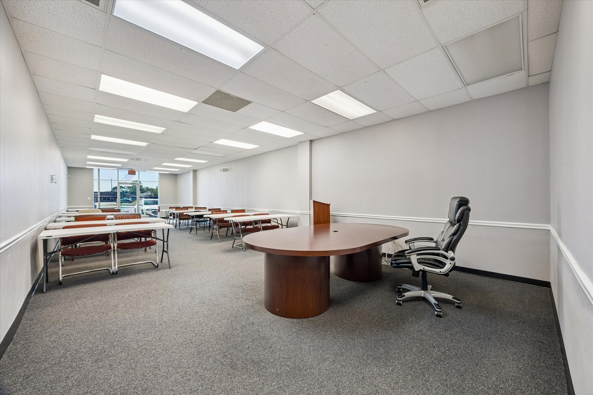 1001-1023 S Broadway St, La Porte, TX à louer Photo intérieure- Image 1 de 10