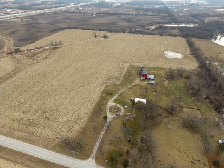 14305 Braun Rd, Sturtevant, WI à vendre - Photo du bâtiment - Image 2 de 5