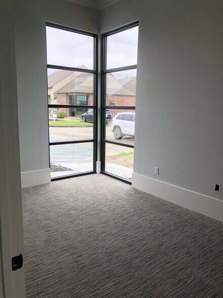 W 4021 W. E. Heck Ct., Bldg E, Baton Rouge, LA à louer - Photo intérieure - Image 2 de 20