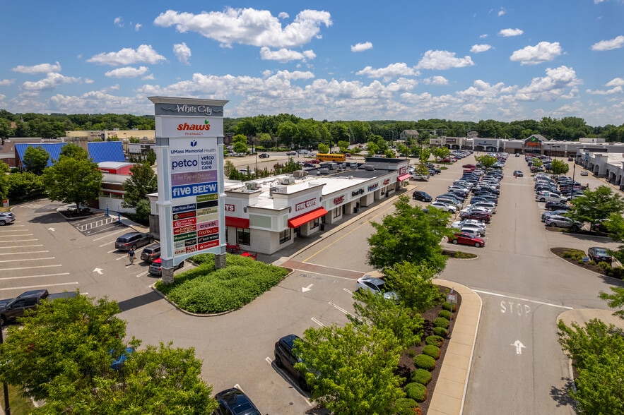 20-50 Boston Tpke, Shrewsbury, MA for lease - Building Photo - Image 3 of 8