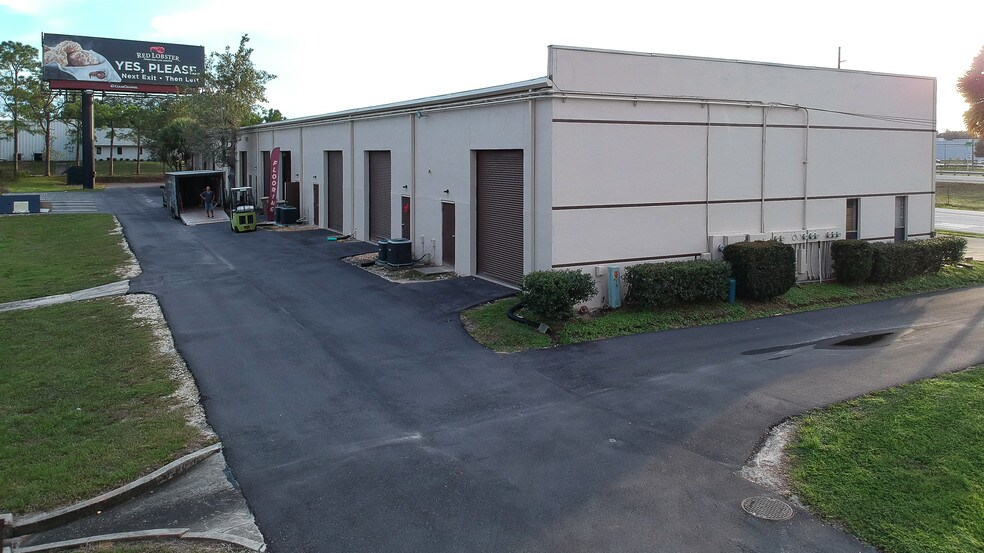 1301 SW 37th Ave, Ocala, FL à louer - Photo du bâtiment - Image 2 de 9