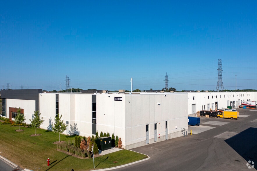 3560 Odyssey Dr, Mississauga, ON for lease - Building Photo - Image 3 of 4
