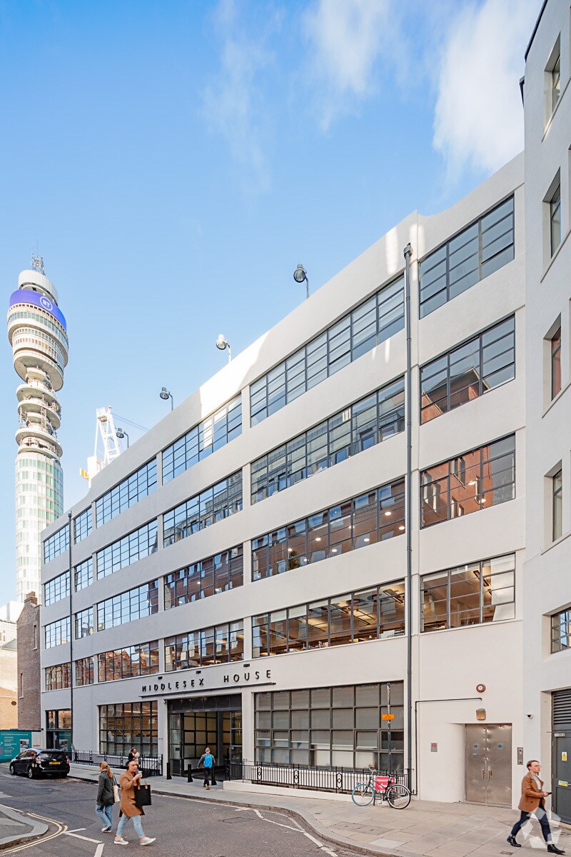 34-42 Cleveland St, Londres à louer Photo principale- Image 1 de 6