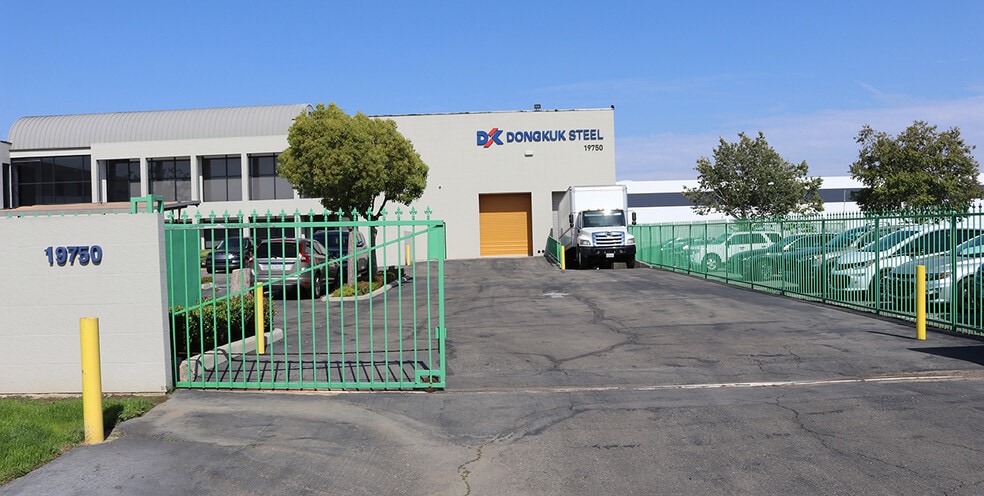 19750 Magellan Dr, Torrance, CA for lease - Primary Photo - Image 1 of 9