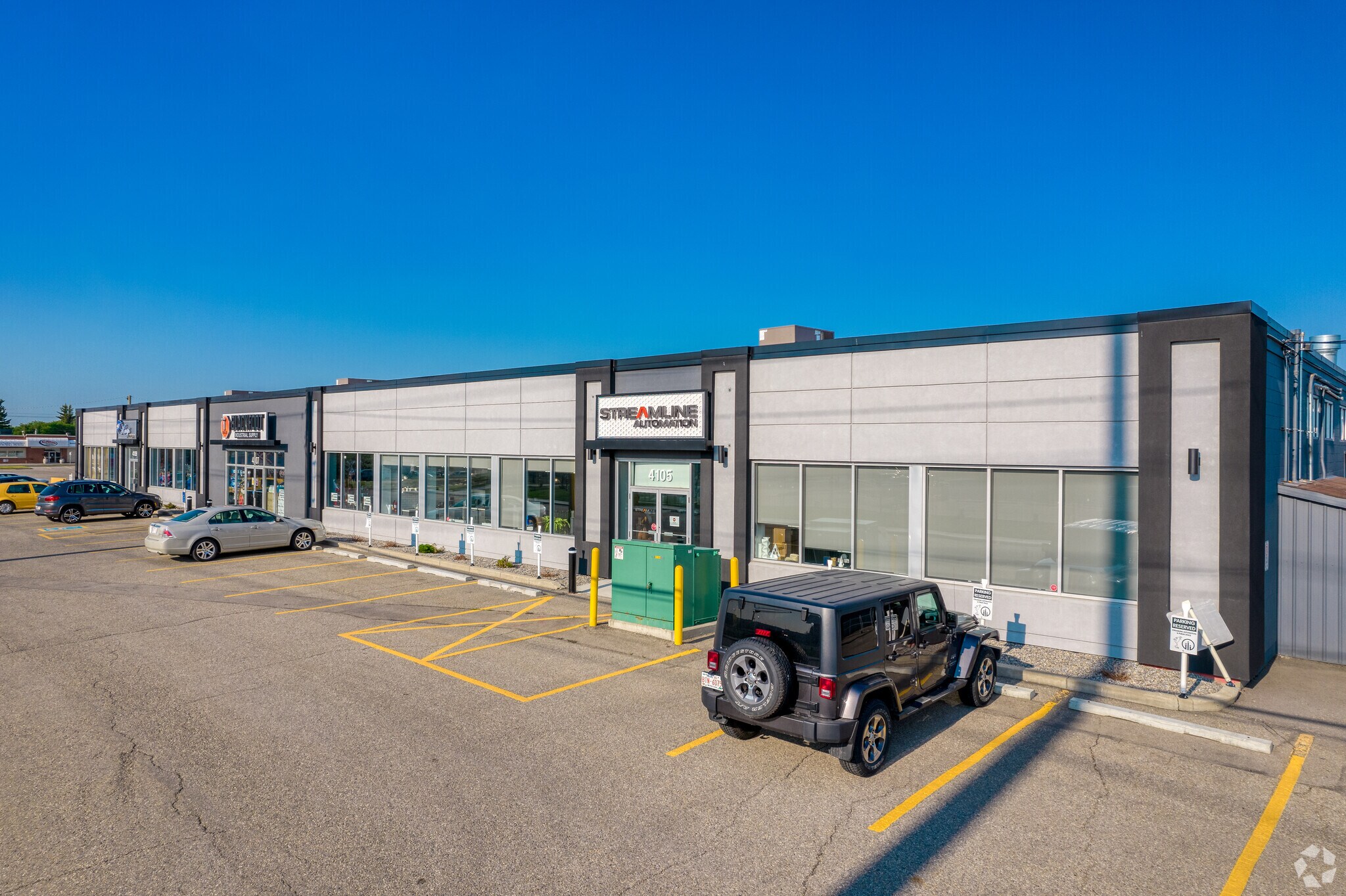 4103-4107 11th St SE, Calgary, AB for sale Primary Photo- Image 1 of 1