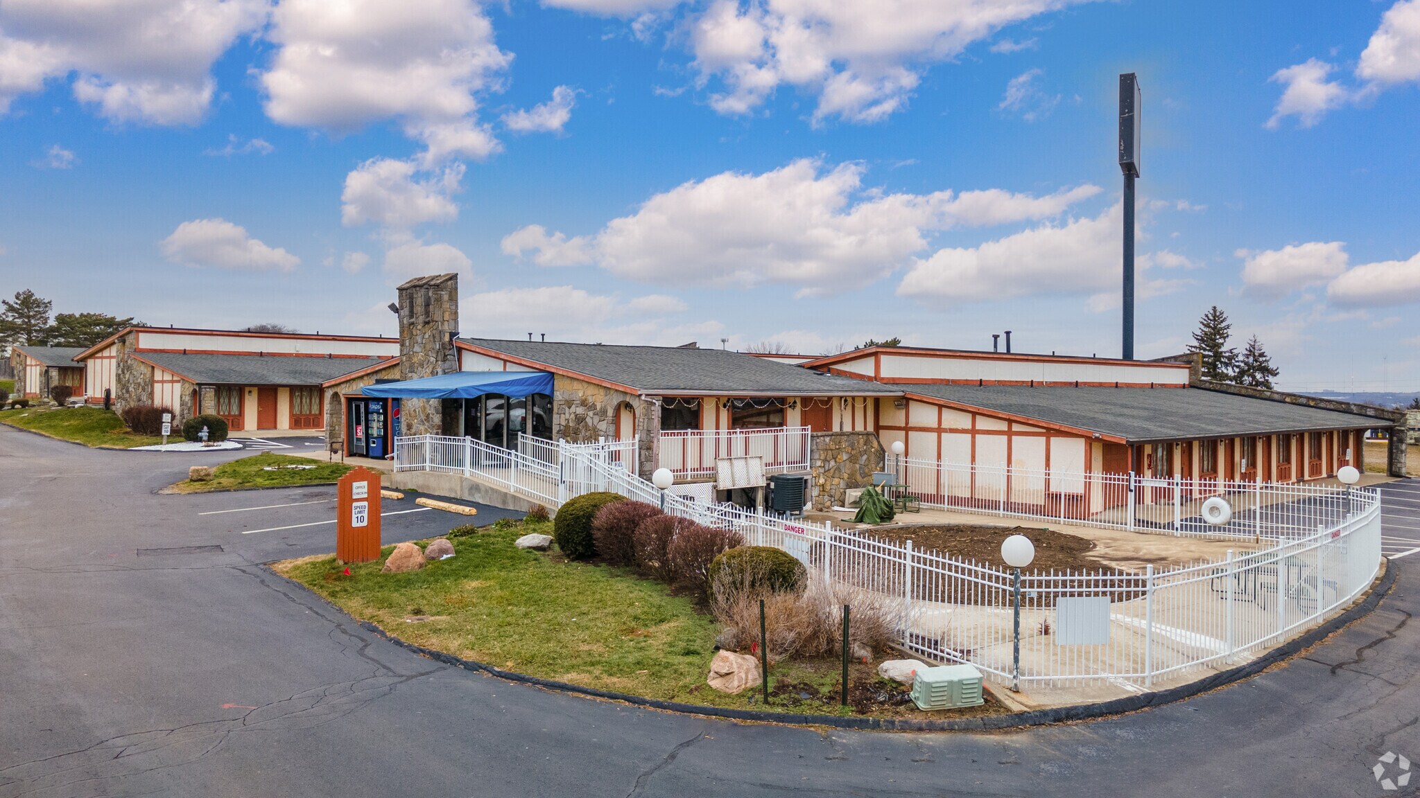 185 Byers Rd, Miamisburg, OH for lease Primary Photo- Image 1 of 9