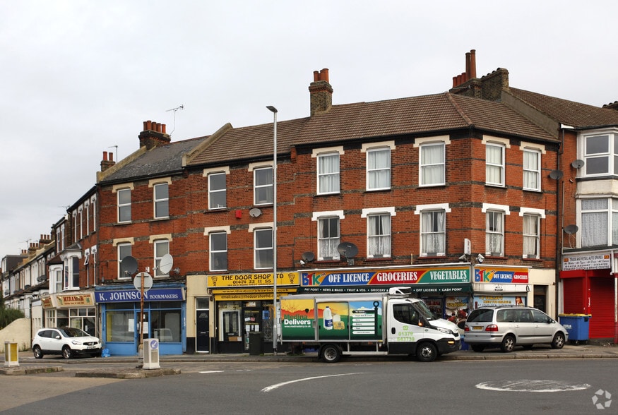 Old Rd W, Kent for lease - Building Photo - Image 2 of 3