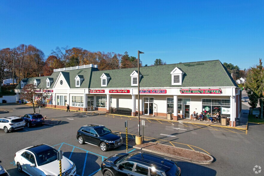 89 N State Rd, Briarcliff Manor, NY à louer - Photo principale - Image 1 de 4