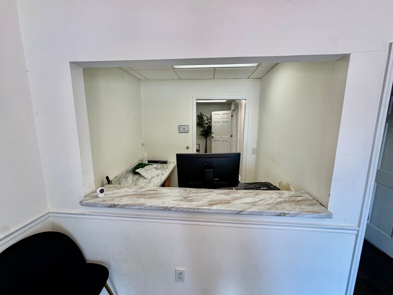 105 S Jefferson Ave, Eatonton, GA for sale - Building Photo - Image 3 of 15