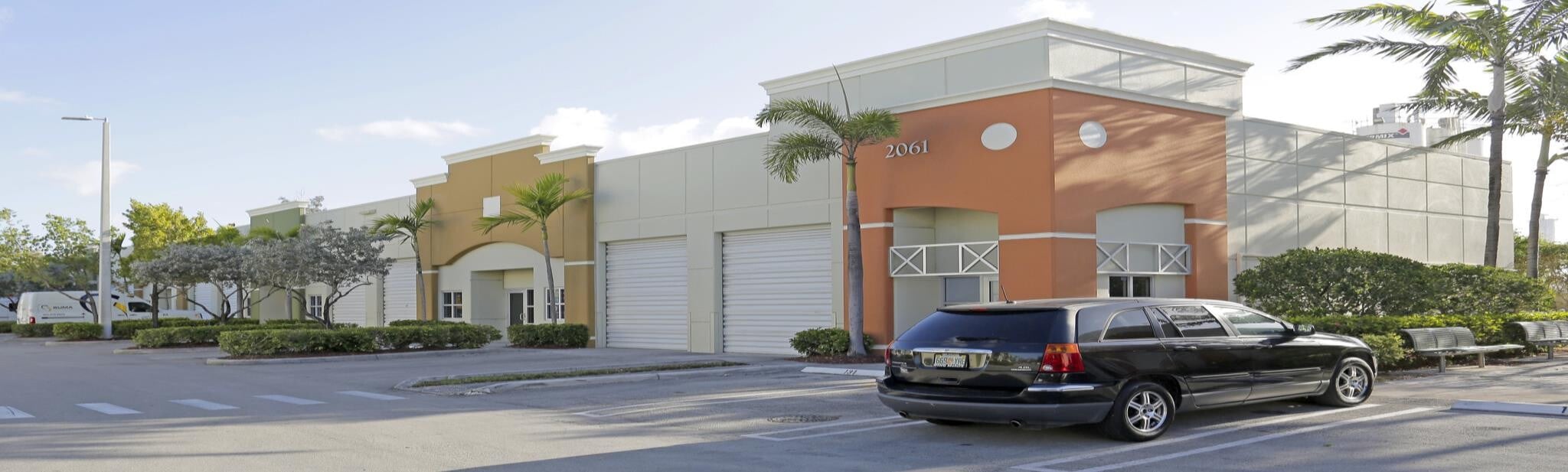 2061 NW 112th Ave, Miami, FL for lease Building Photo- Image 1 of 2