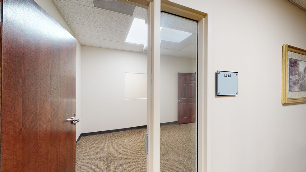 16151 Weber Rd, Joliet, IL for lease - Matterport 3D Scan - Image 2 of 25