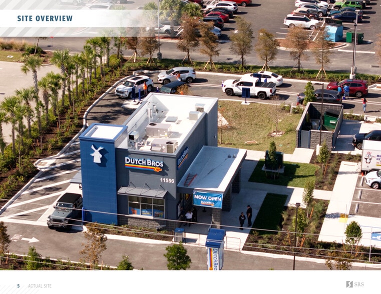 11556 Majestic Palms Blvd, Fort Myers, FL for sale - Building Photo - Image 2 of 9