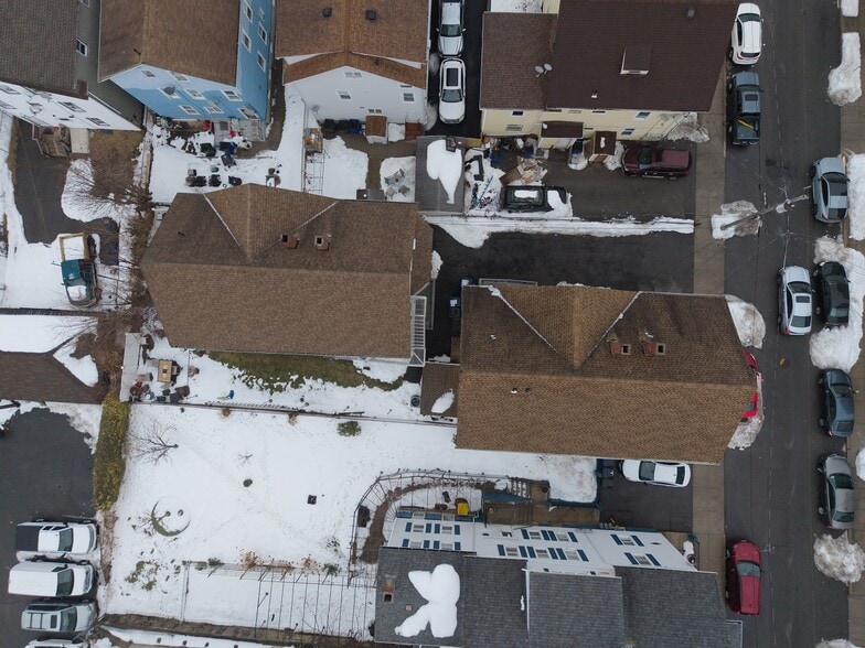 Hunter & Choate St. portfolio of 2 properties for sale on LoopNet.ca - Building Photo - Image 2 of 40