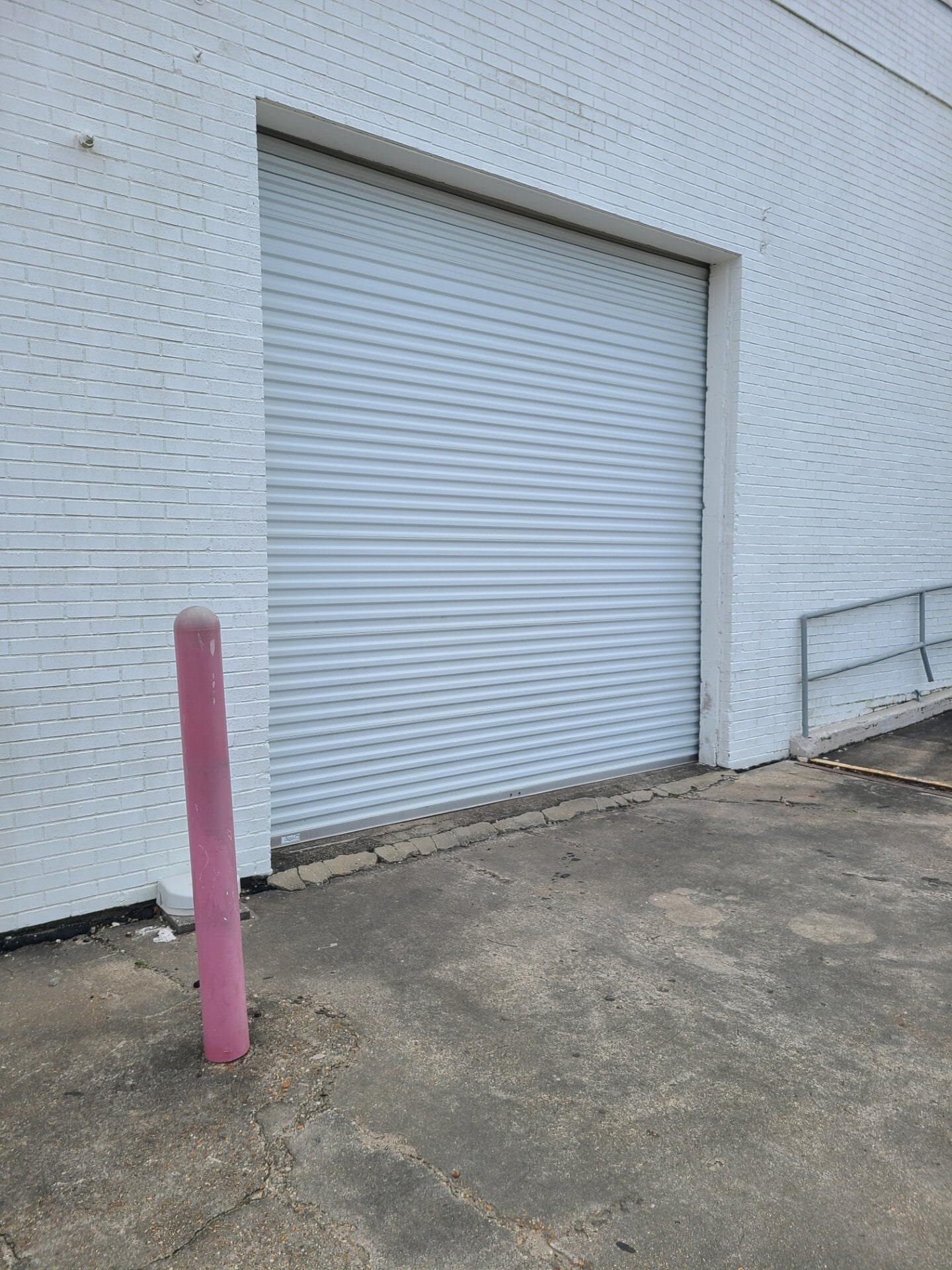 5330 Jefferson Hwy, Harahan, LA for lease Building Photo- Image 1 of 6