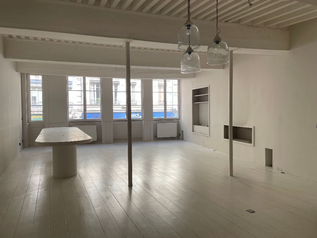 11 Rue De Brest, Lyon for lease Interior Photo- Image 1 of 3