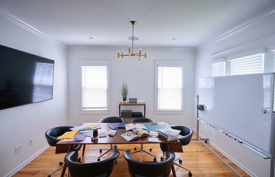 2716 Westwood Dr, Nashville, TN à vendre - Photo du bâtiment - Image 3 de 12