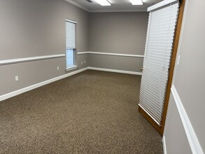 1290 Main St, Daphne, AL à louer Photo intérieure- Image 2 de 3