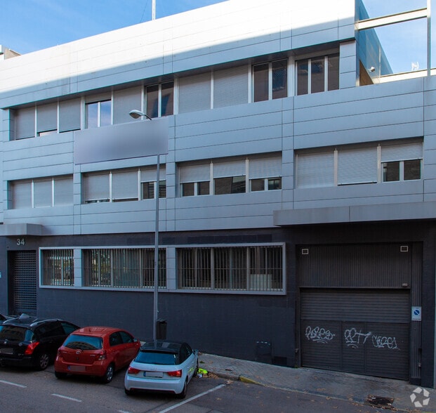 Industriel dans Madrid, Madrid à vendre - Photo du bâtiment - Image 2 de 2