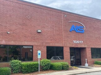 Plus de détails pour 10617 Southern Loop Blvd, Pineville, NC - Local d'activités à louer