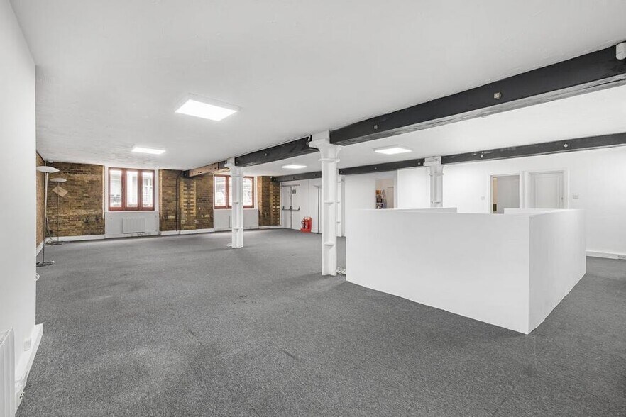 23-25 Mill St, Londres à vendre - Photo intérieure - Image 2 de 18